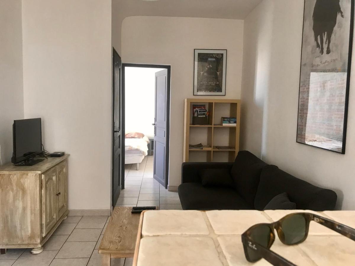 Ferienwohnung Reveil Vue Sur Les Arenes Arles Exterior foto